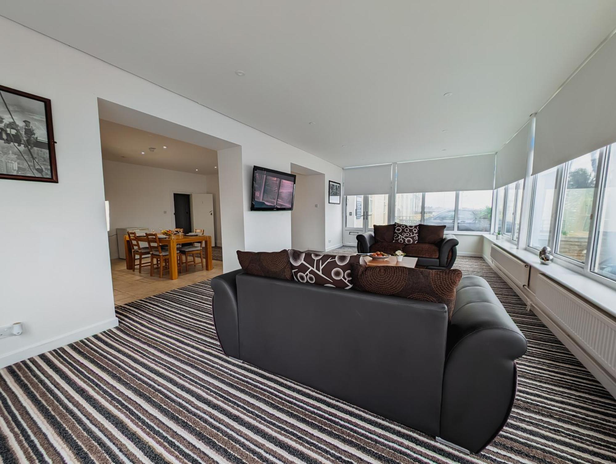 Bay & Harbour Holiday Apartments & Rooms Only Уэстон-сьюпер-Мэр Экстерьер фото